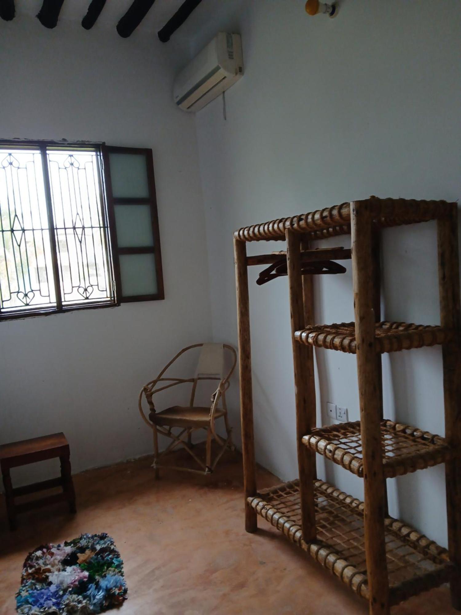 Naira House *
